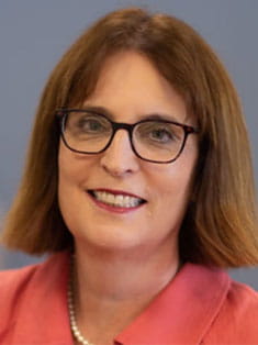 Tina Emmet Headshot